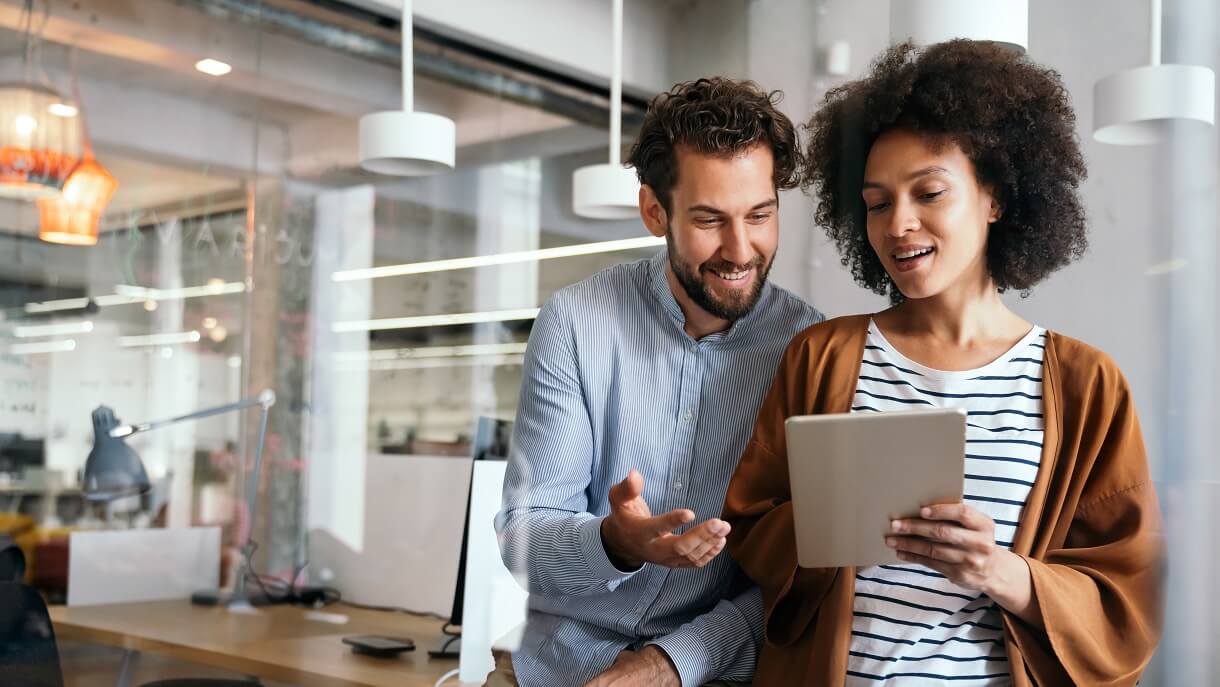 Ile godzin pracują Holendrzy? Odpowiadamy!